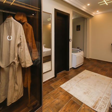 Imperial Pyramids Heights View Bed & Breakfast Nazlet el-Sisi Bagian luar foto
