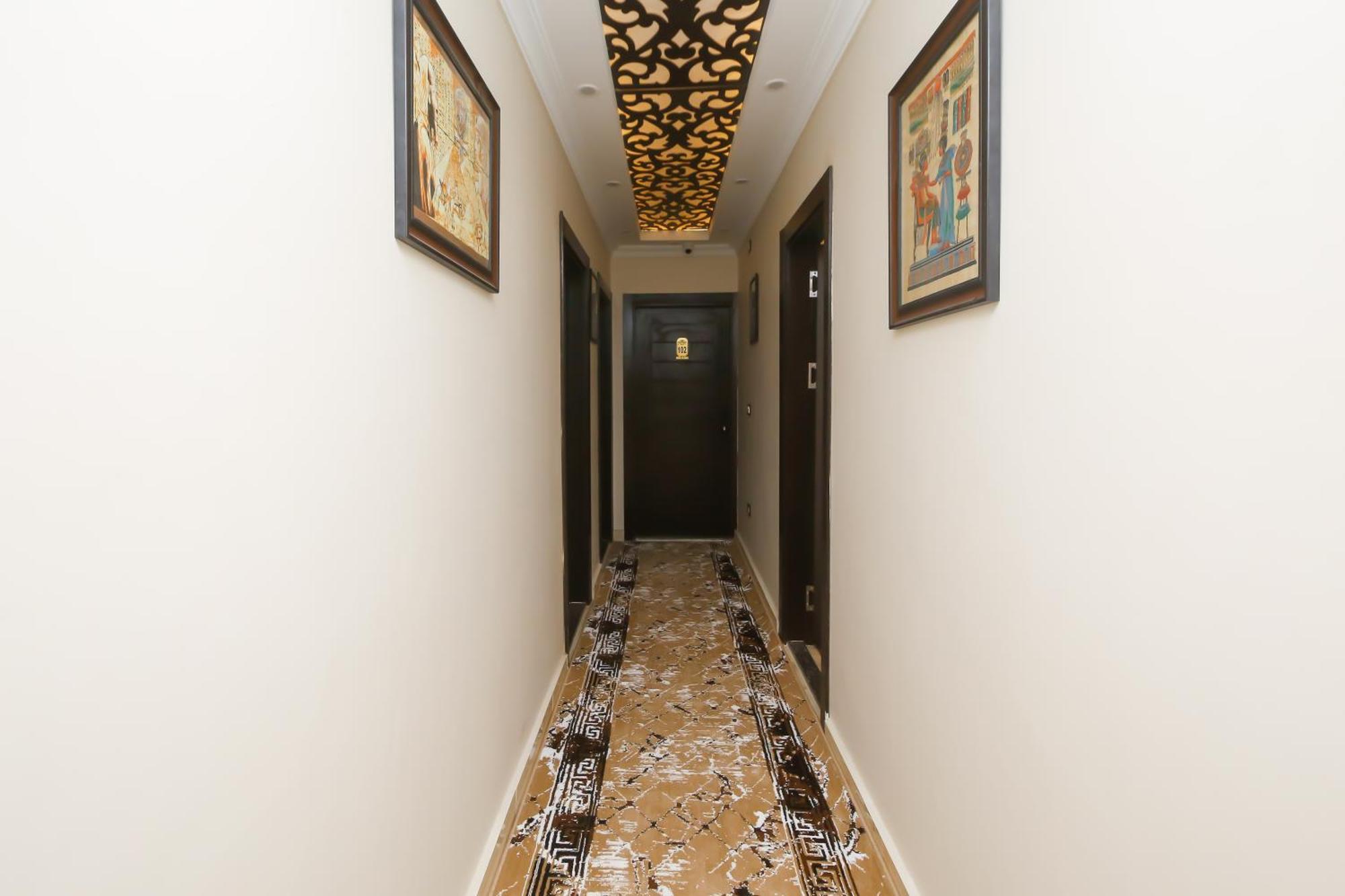 Imperial Pyramids Heights View Bed & Breakfast Nazlet el-Sisi Bagian luar foto
