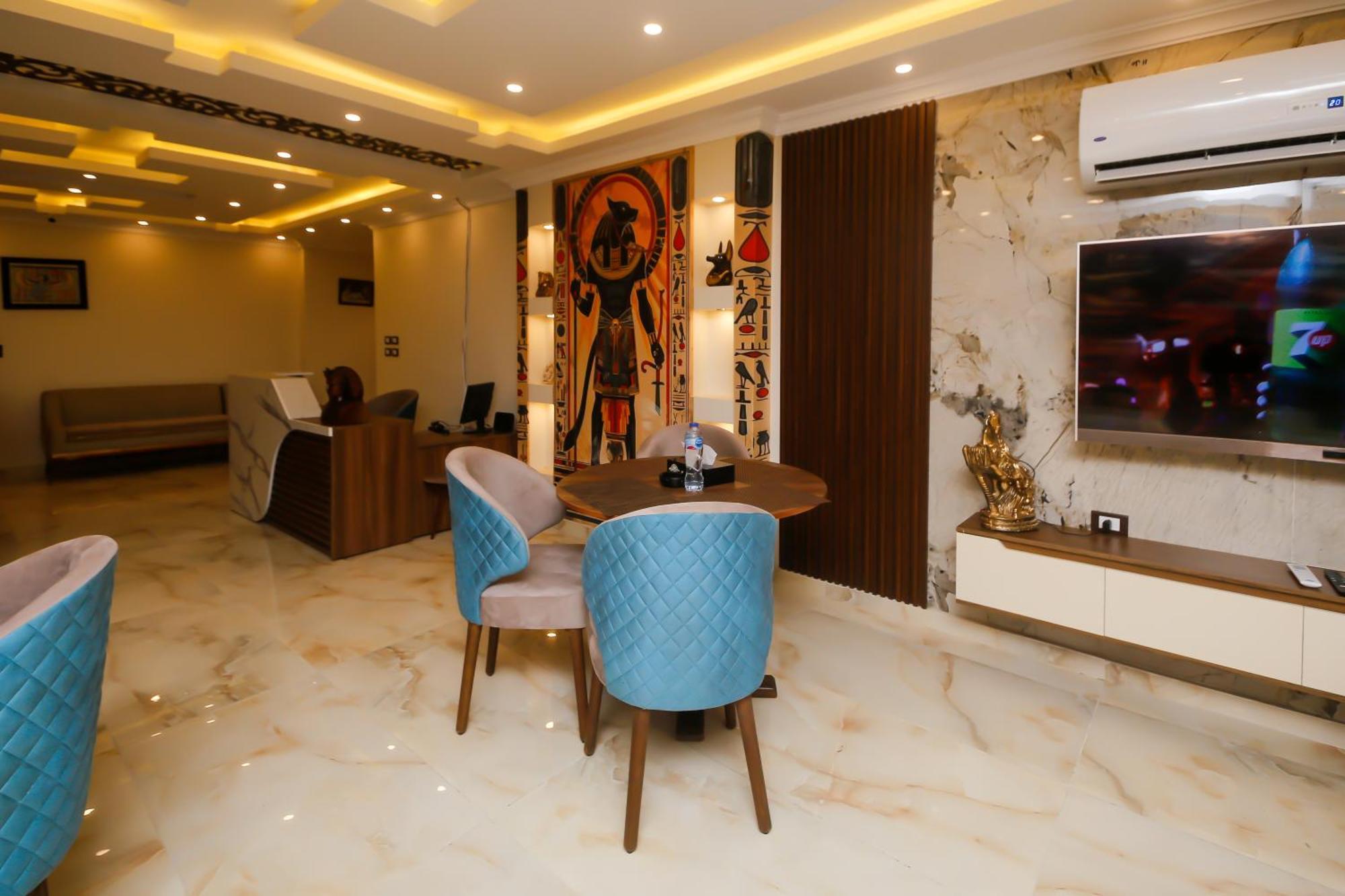 Imperial Pyramids Heights View Bed & Breakfast Nazlet el-Sisi Bagian luar foto