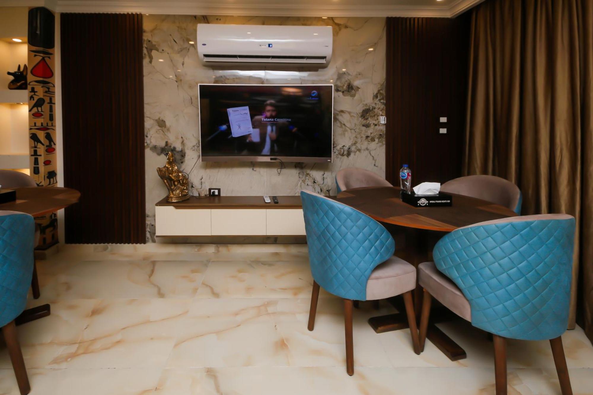 Imperial Pyramids Heights View Bed & Breakfast Nazlet el-Sisi Bagian luar foto