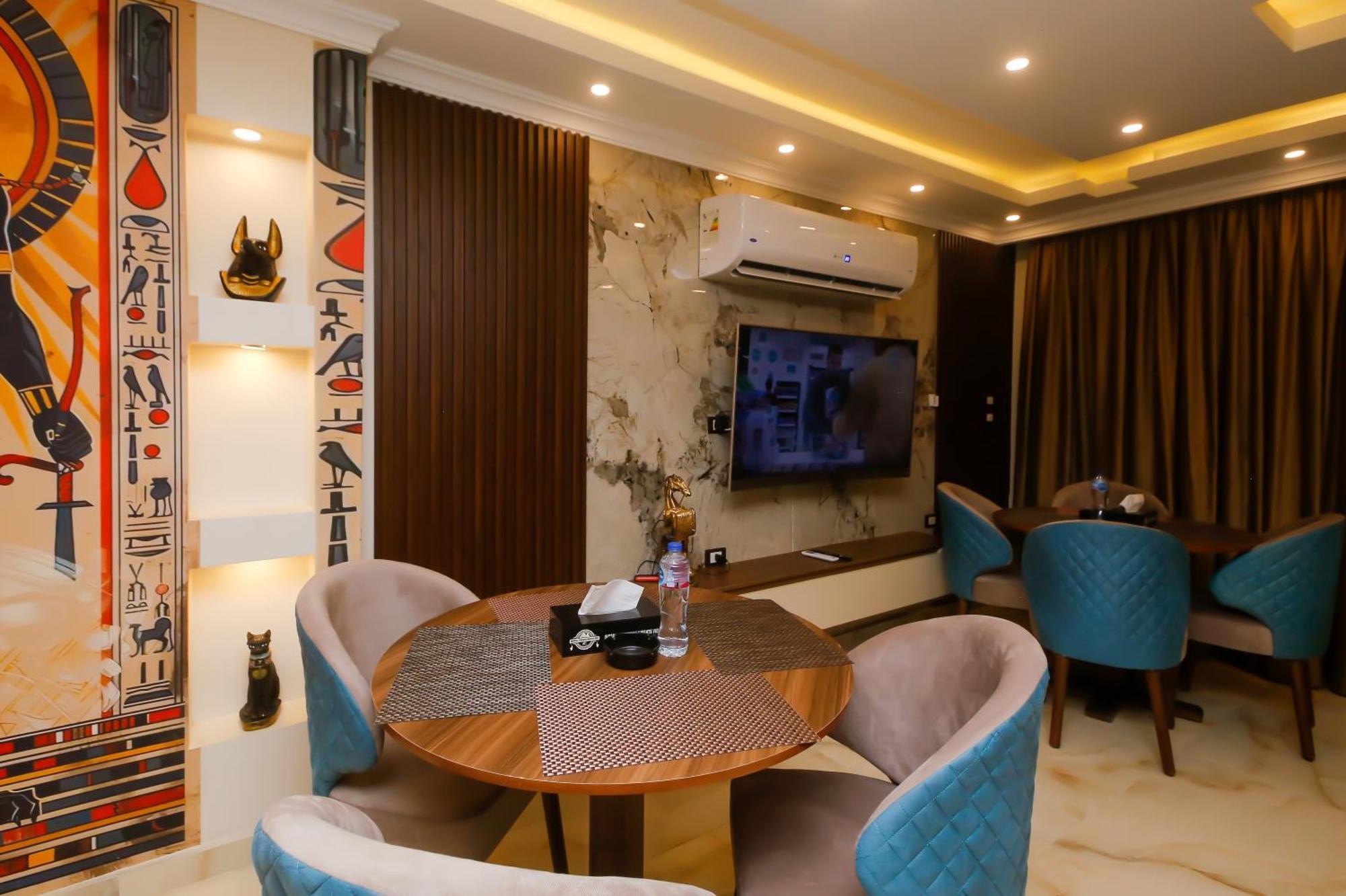 Imperial Pyramids Heights View Bed & Breakfast Nazlet el-Sisi Bagian luar foto