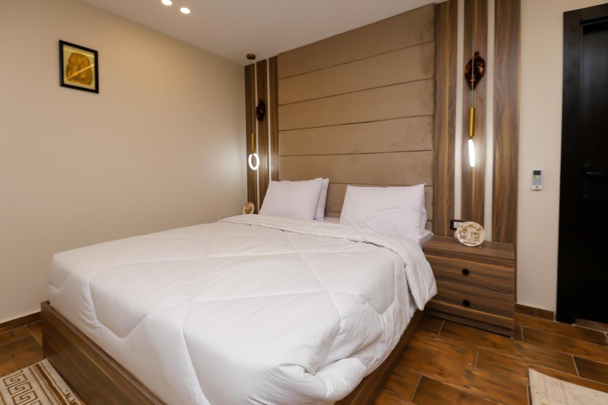 Imperial Pyramids Heights View Bed & Breakfast Nazlet el-Sisi Bagian luar foto