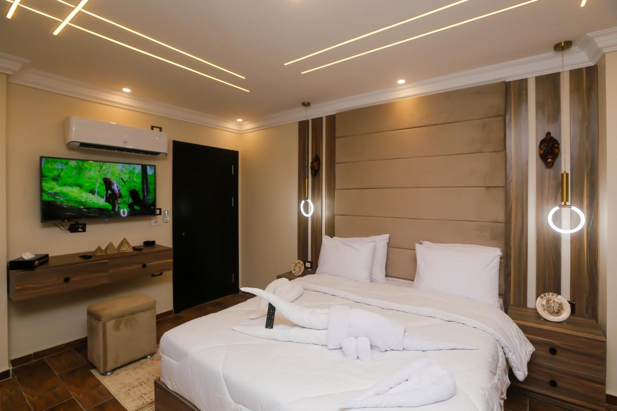 Imperial Pyramids Heights View Bed & Breakfast Nazlet el-Sisi Bagian luar foto